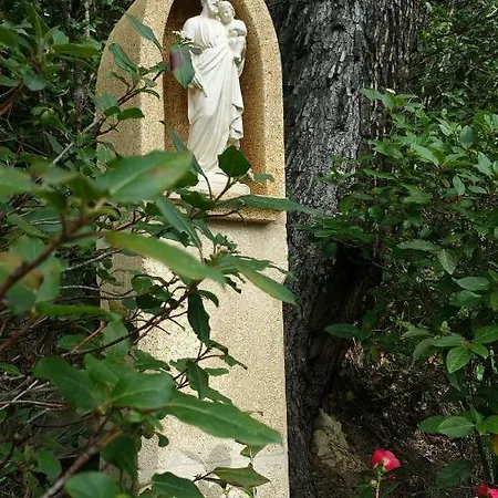 Bastide De La Madeleine 3*